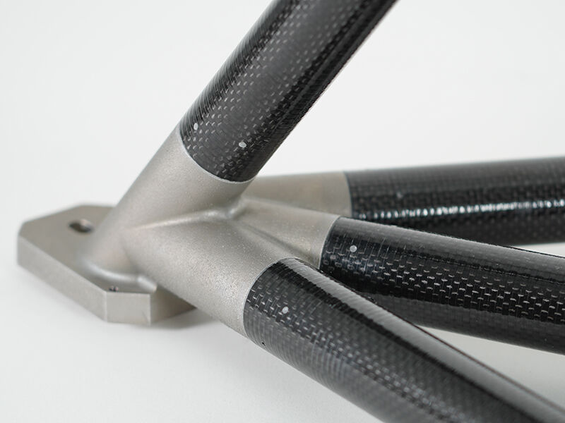 Carbon fiber strut assembly corner